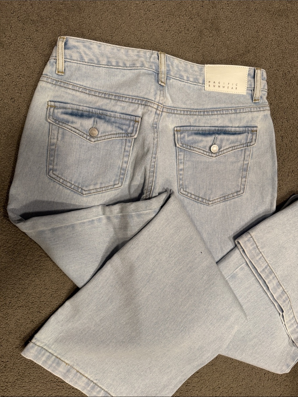 PacSun Casey Low-Rise baggy. Light Wash Wide-Leg Women’s Jeans - Picture 2 of 3